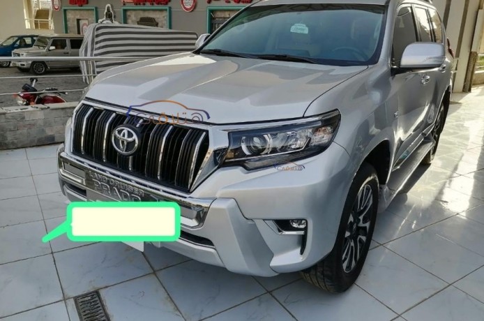used-toyota-prado-2022-for-sale-cairo-big-3